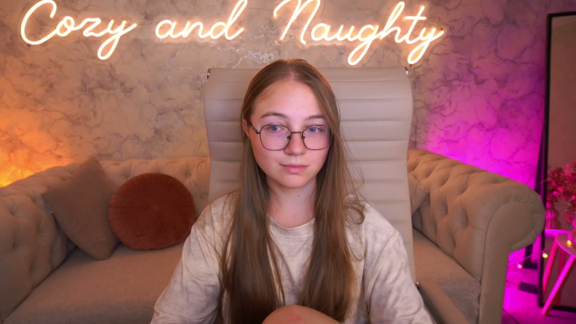 ArrinaWairr Live Sex August 15, 2026