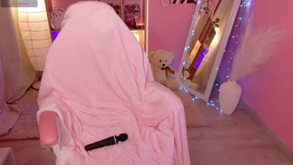 coconut_mia Live Sex August 15, 2026