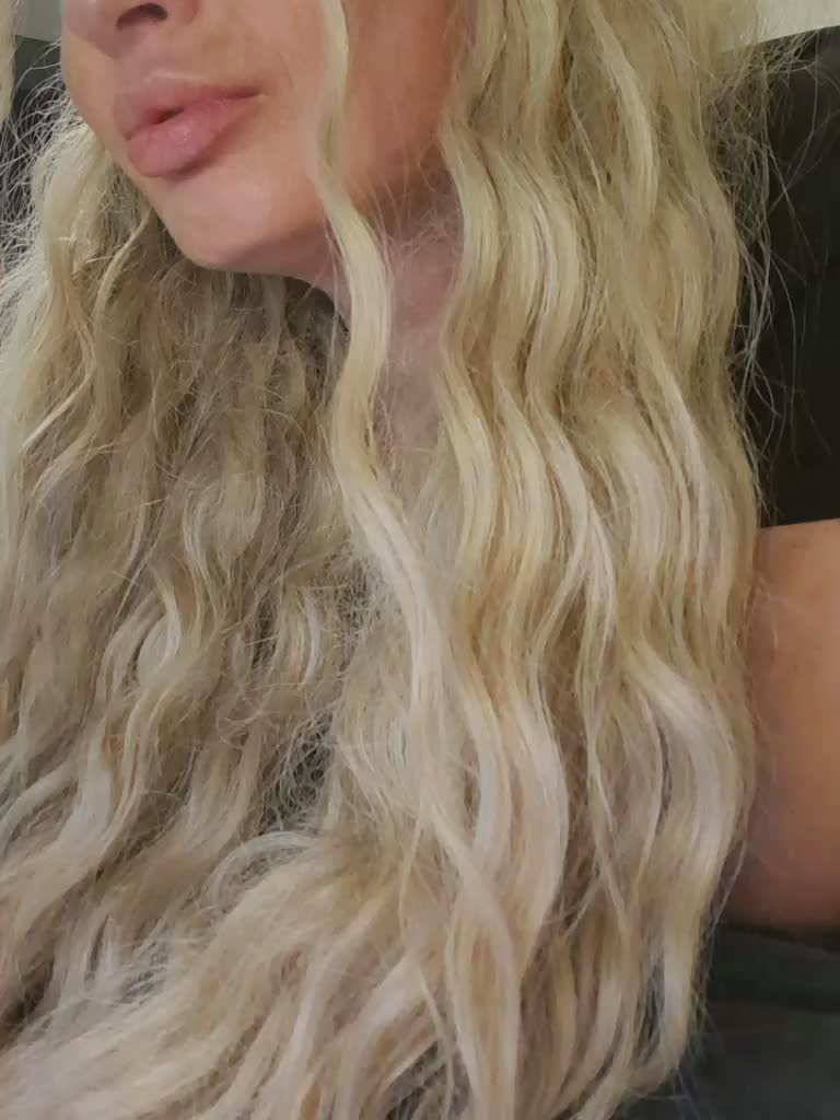 Sofaa Live Sex August 15, 2026