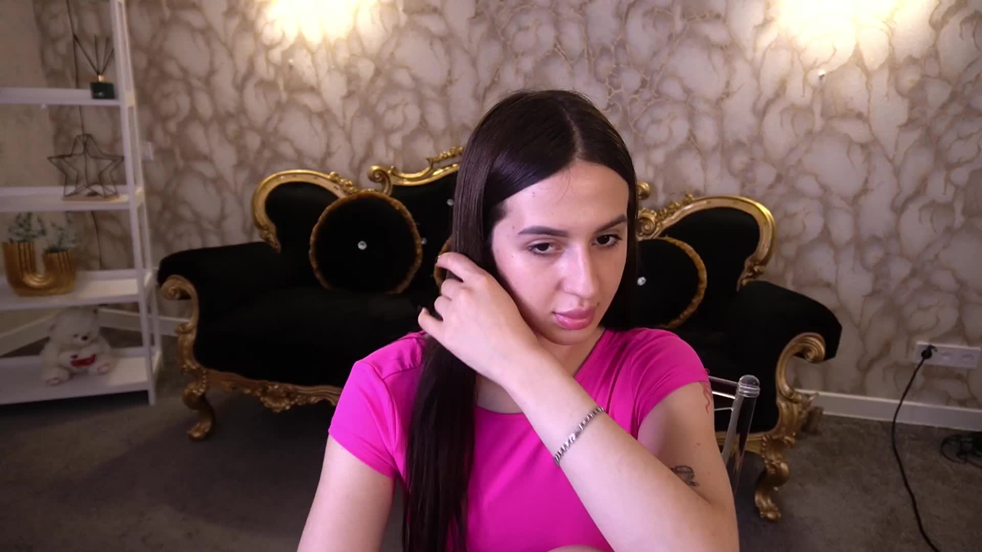 AlesiaDessmond Live Sex August 15, 2026