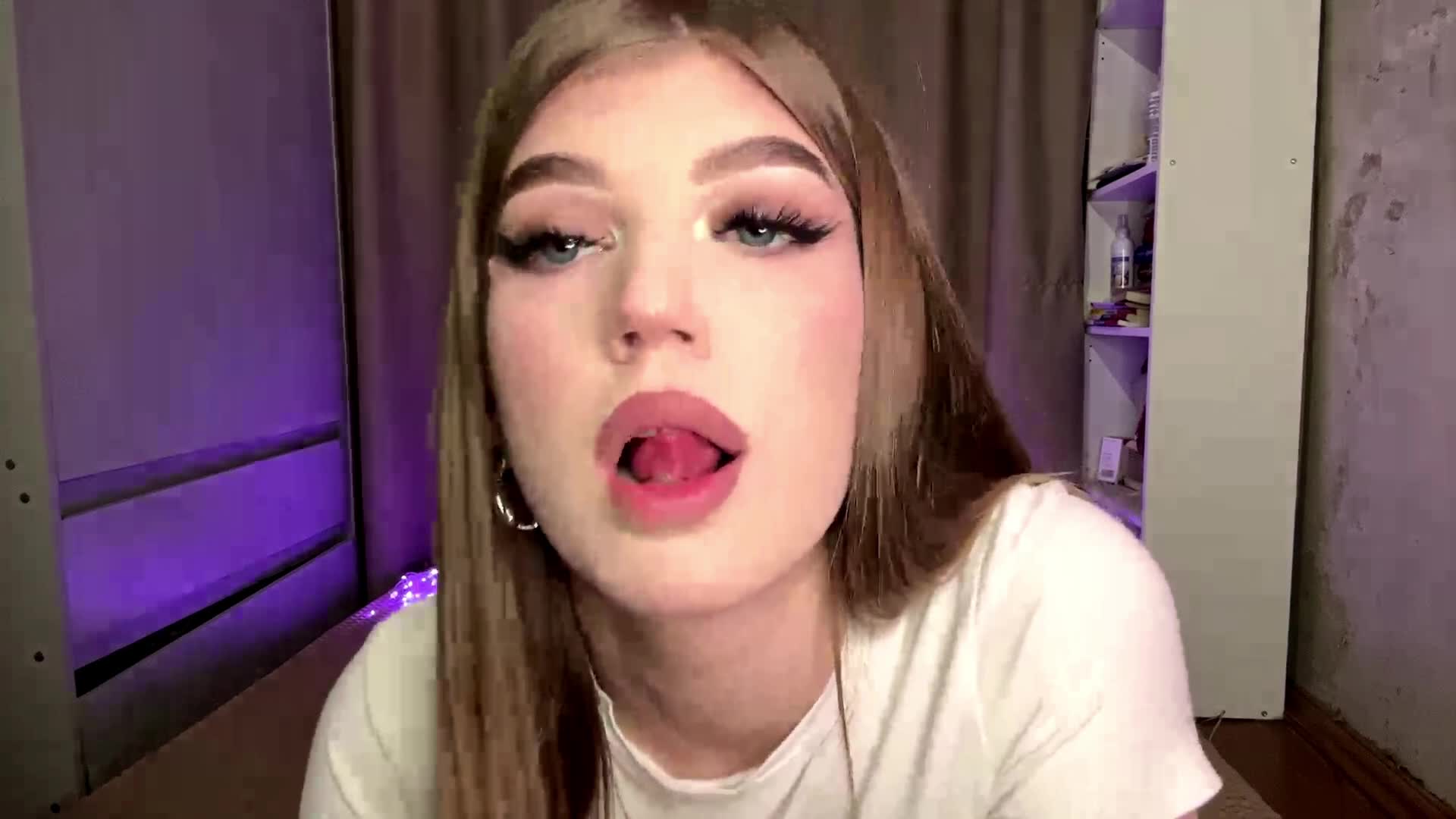 KathieBanister Live Sex August 16, 2026