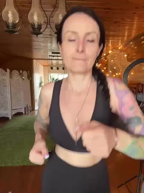 _AnnaMaria_ Live Sex August 16, 2026