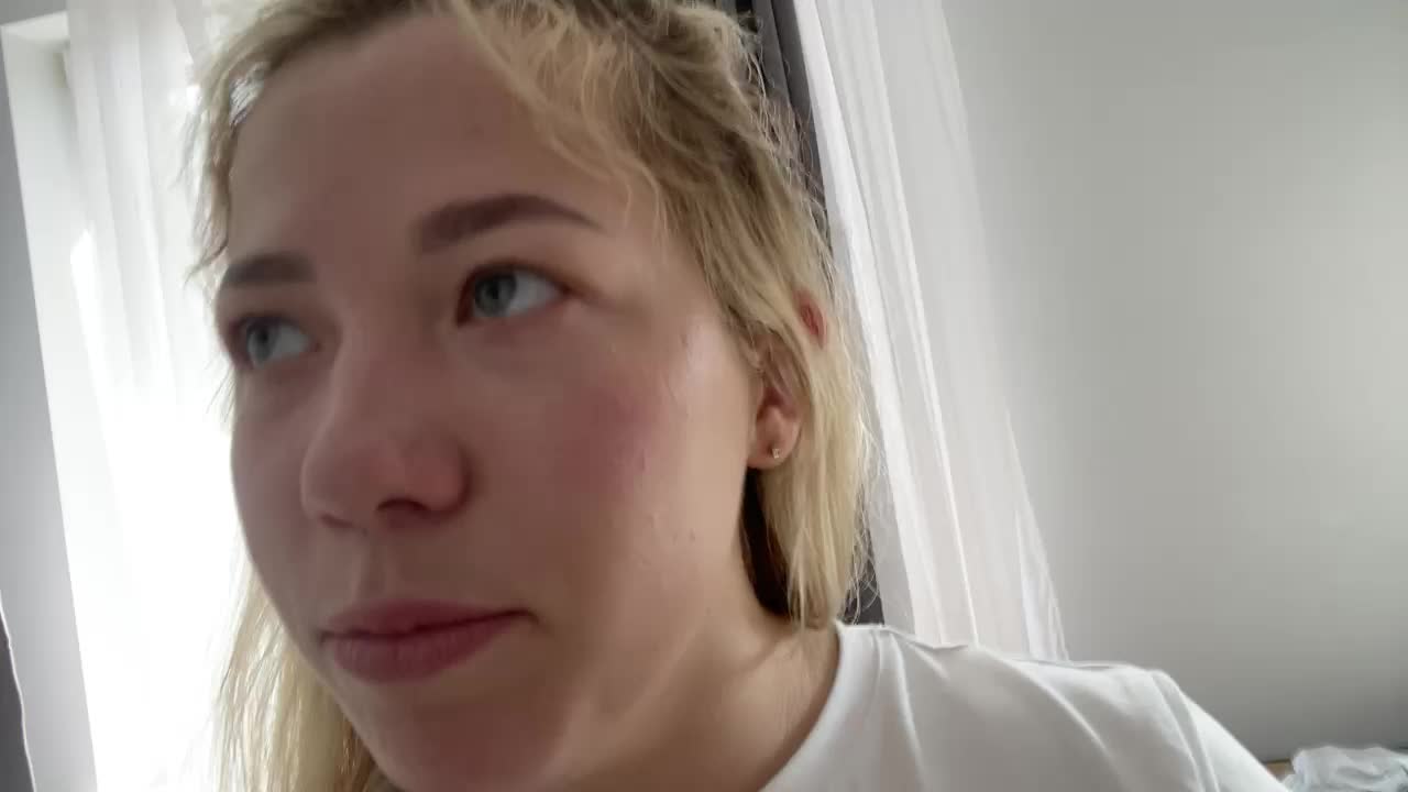 AlyraSun Live Sex August 16, 2026