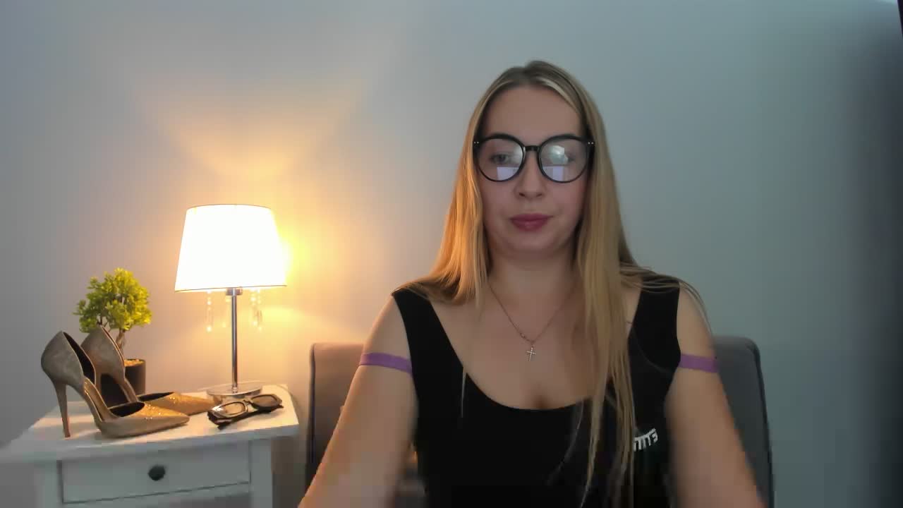 AriaBeauty Live Sex August 17, 2026