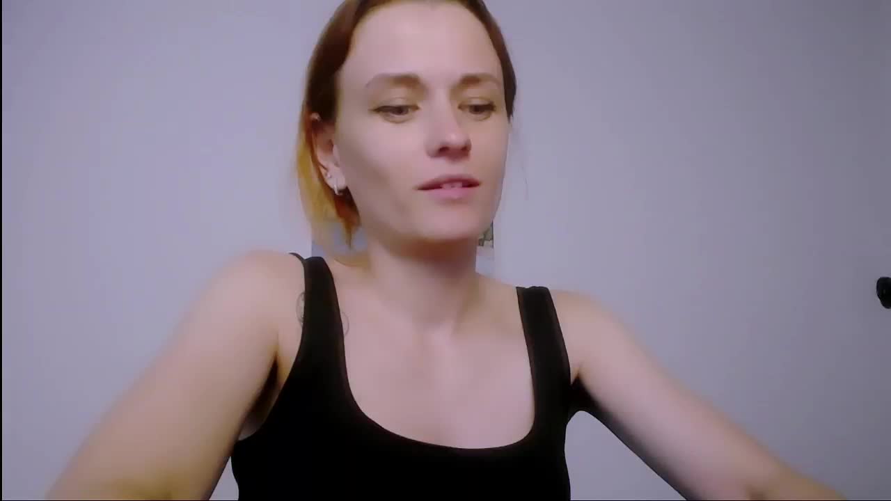 PeppyMiaa Live Sex August 17, 2026