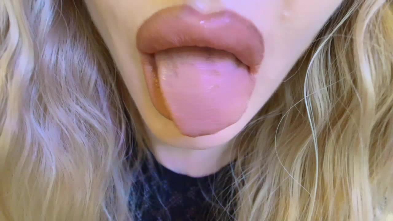 Liliiaxxx Live Sex August 17, 2026
