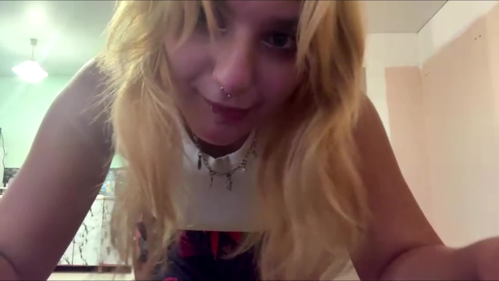 casseyronely Live Sex August 17, 2026