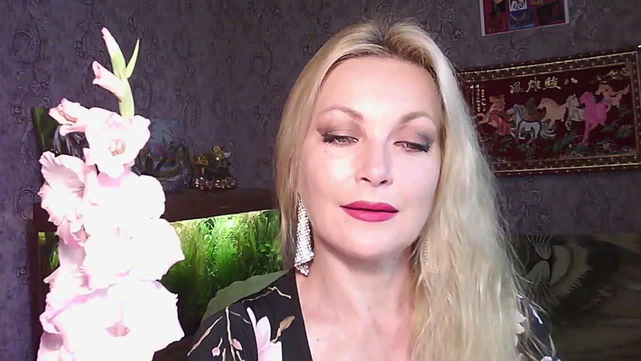 JanessNE Live Sex August 18, 2026