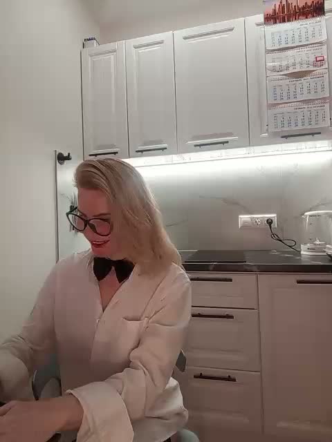 WomenS Live Sex August 18, 2026