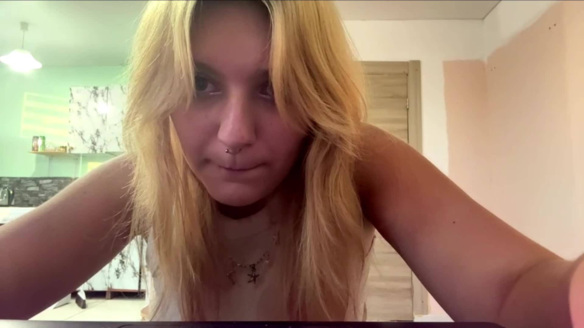casseyronely Live Sex August 18, 2026