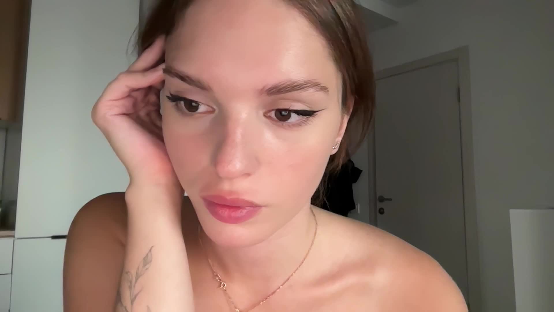 heybeautygirls1 Live Sex August 19, 2026