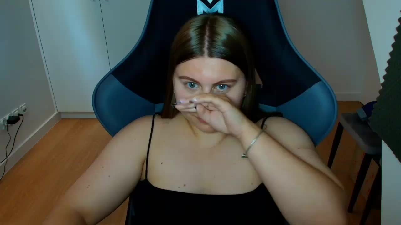 AbbyMint Live Sex August 19, 2026