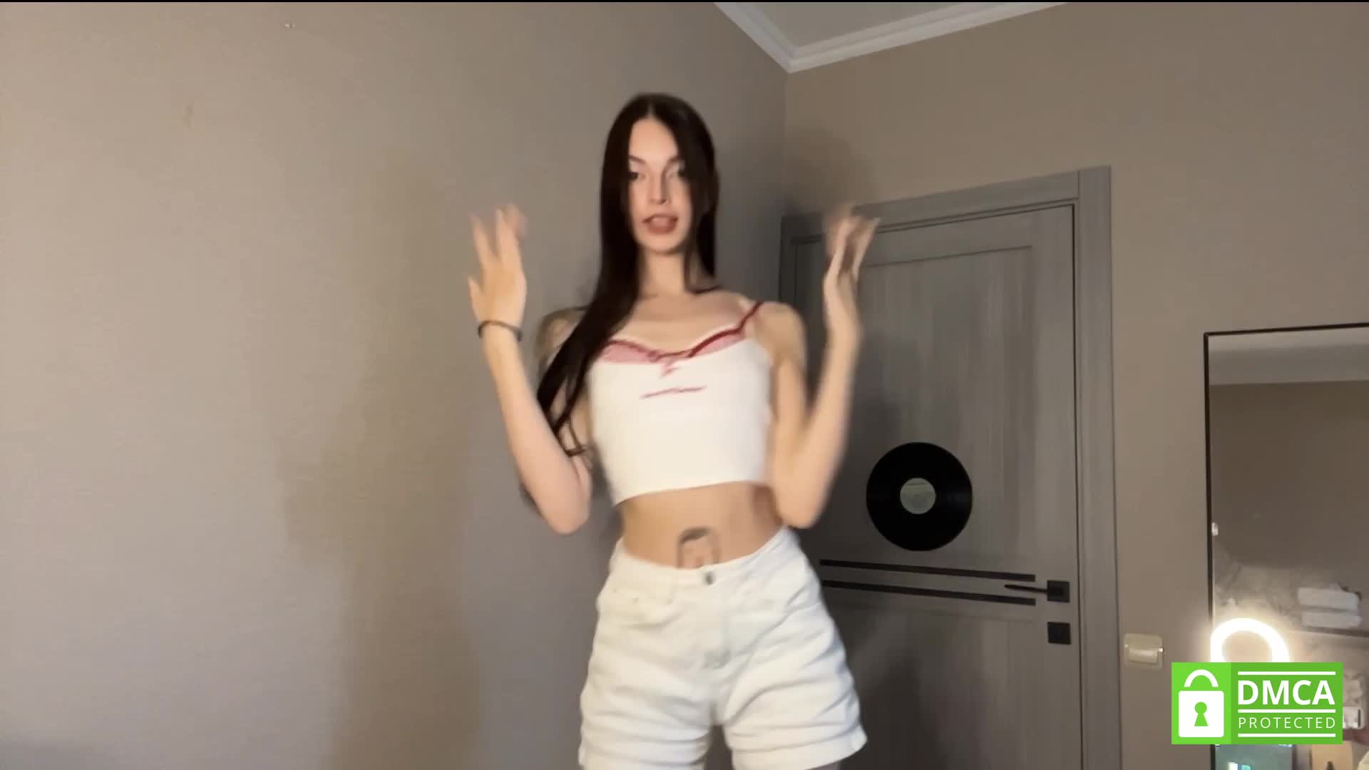 GennyValerio Live Sex August 19, 2026