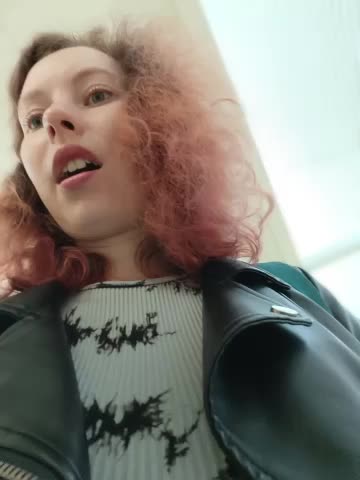 Frost_foxy Live Sex August 19, 2026