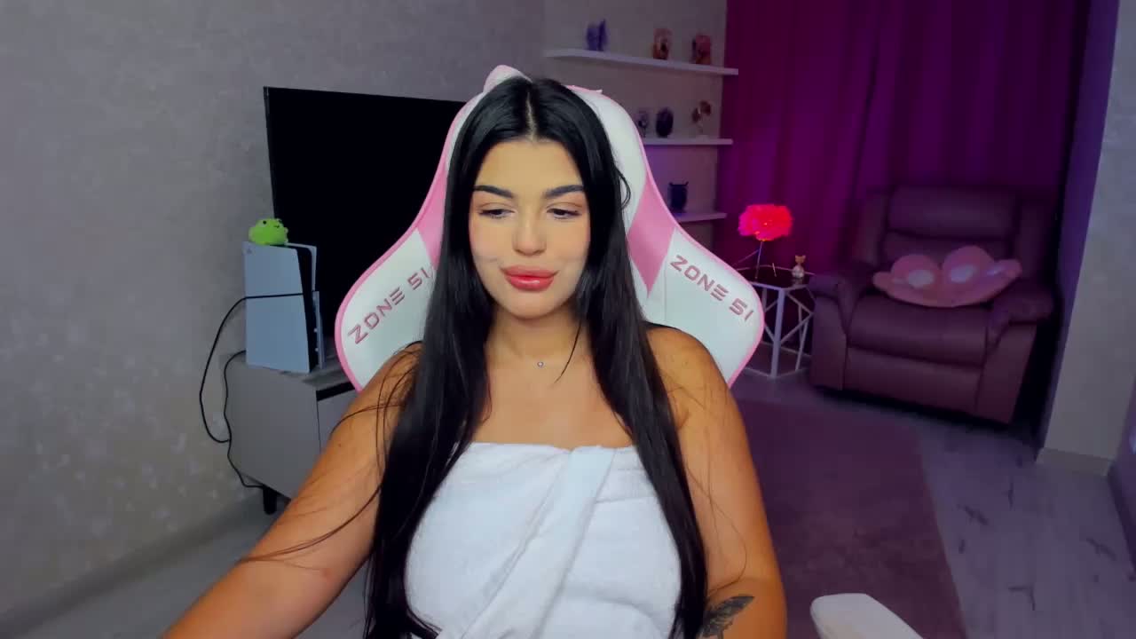 SnowingWinter Live Sex August 19, 2026