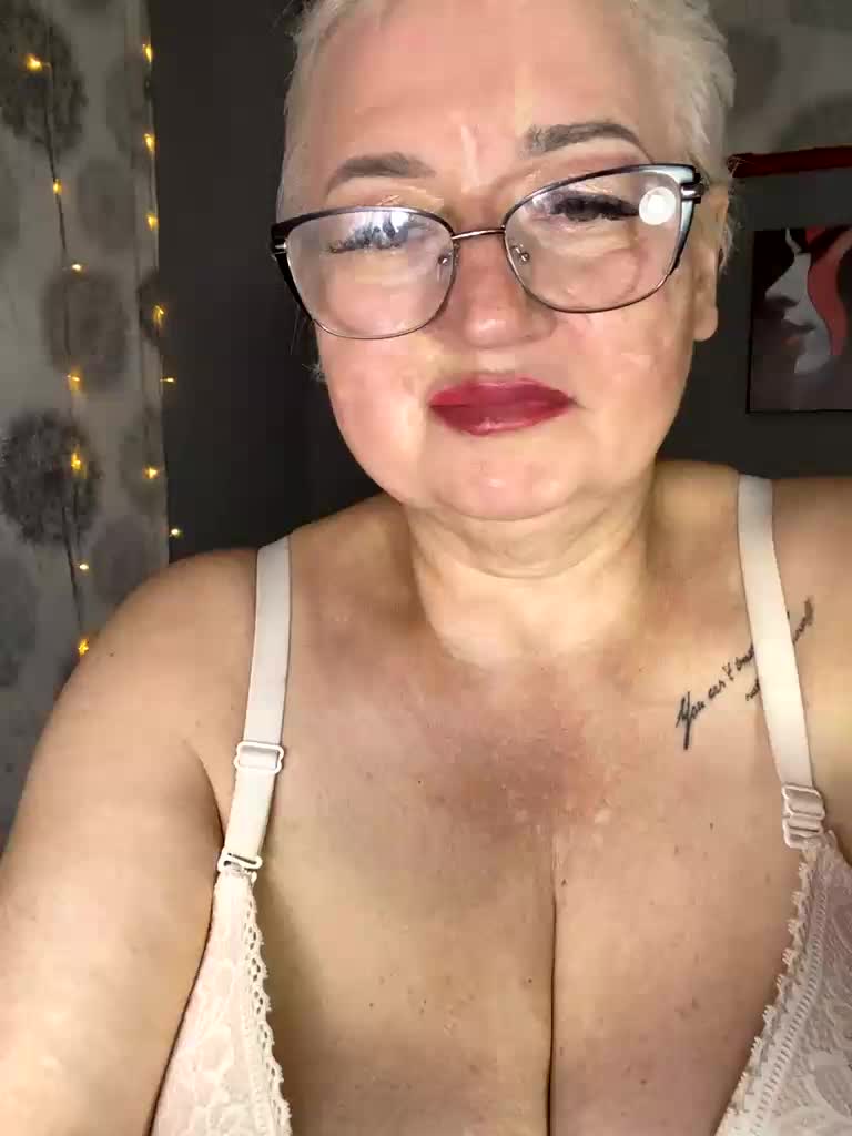 Barbara_milf Live Sex August 19, 2026