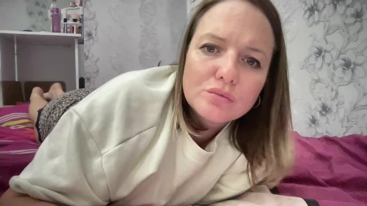 Natalii87 Live Sex August 19, 2026