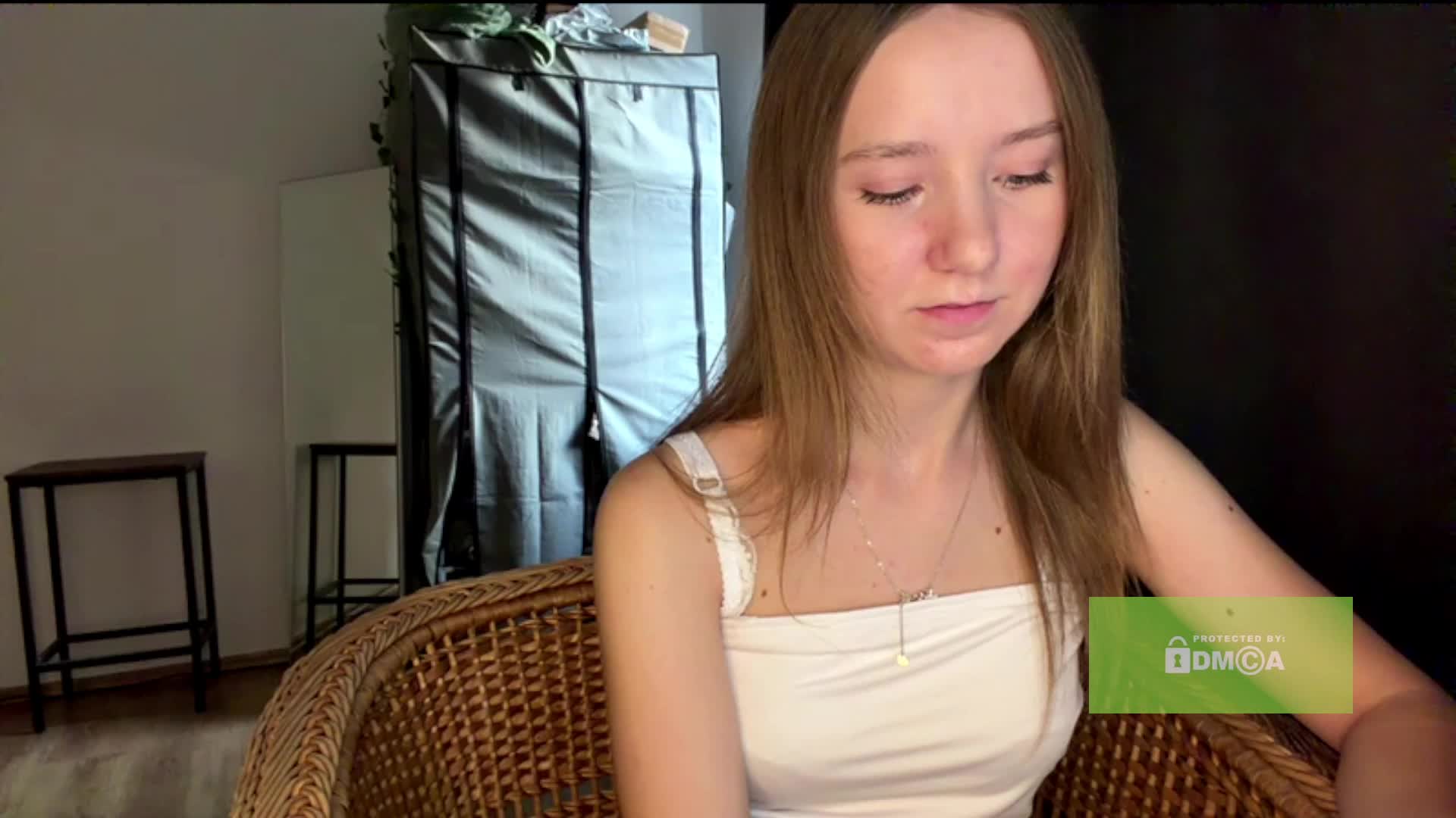 lisasmall Live Sex August 20, 2026
