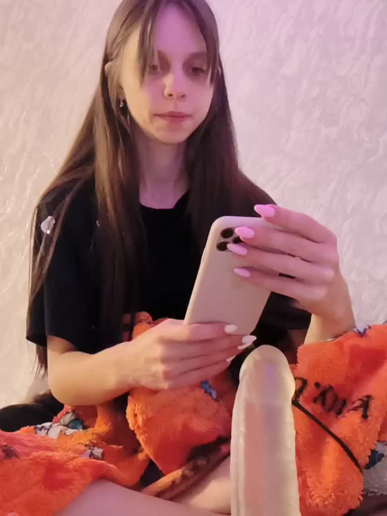 korolevaaa11 Live Sex August 20, 2026
