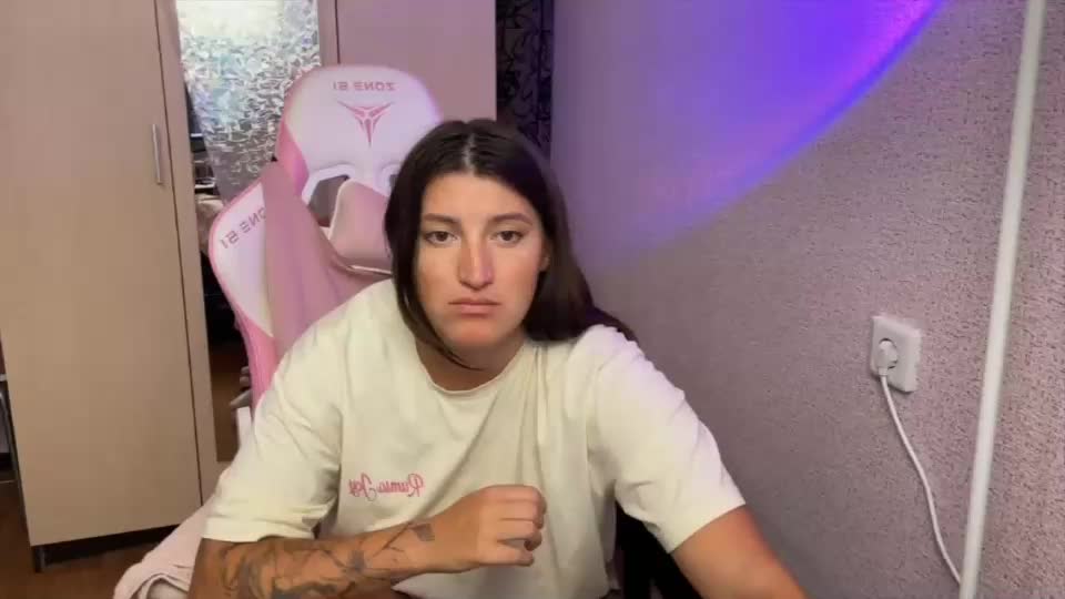 katrin_kristal Live Sex August 20, 2026