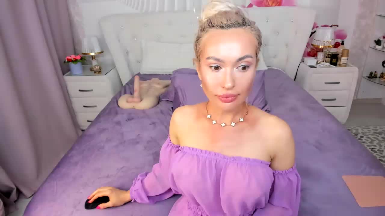 RhaenyraTargaryen Live Sex August 20, 2026