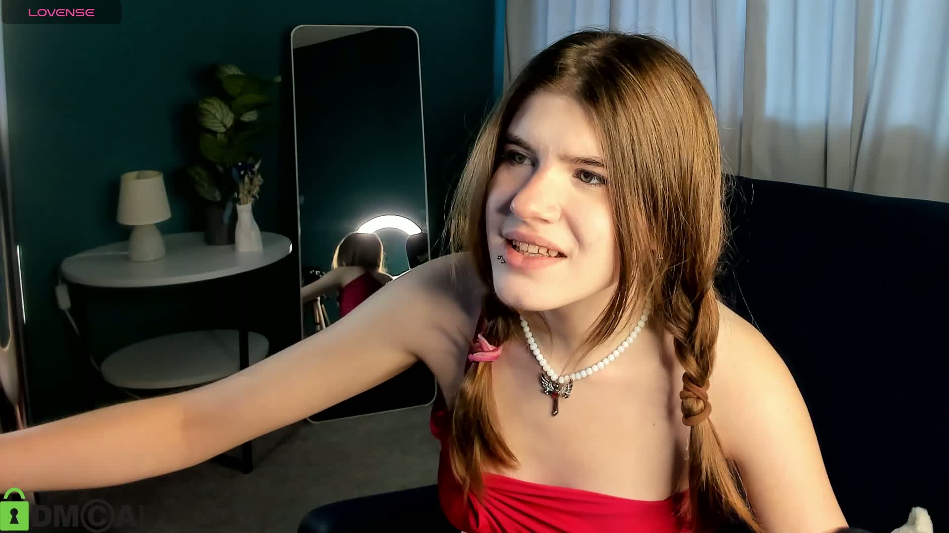 AngelinaLing Live Sex August 20, 2026