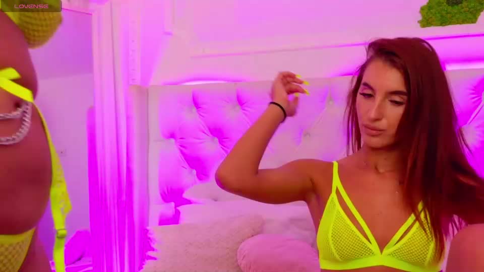elisacharm Live Sex August 21, 2026