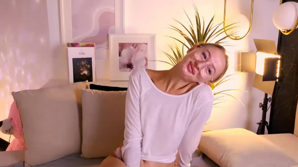 victorialight Live Sex August 21, 2026