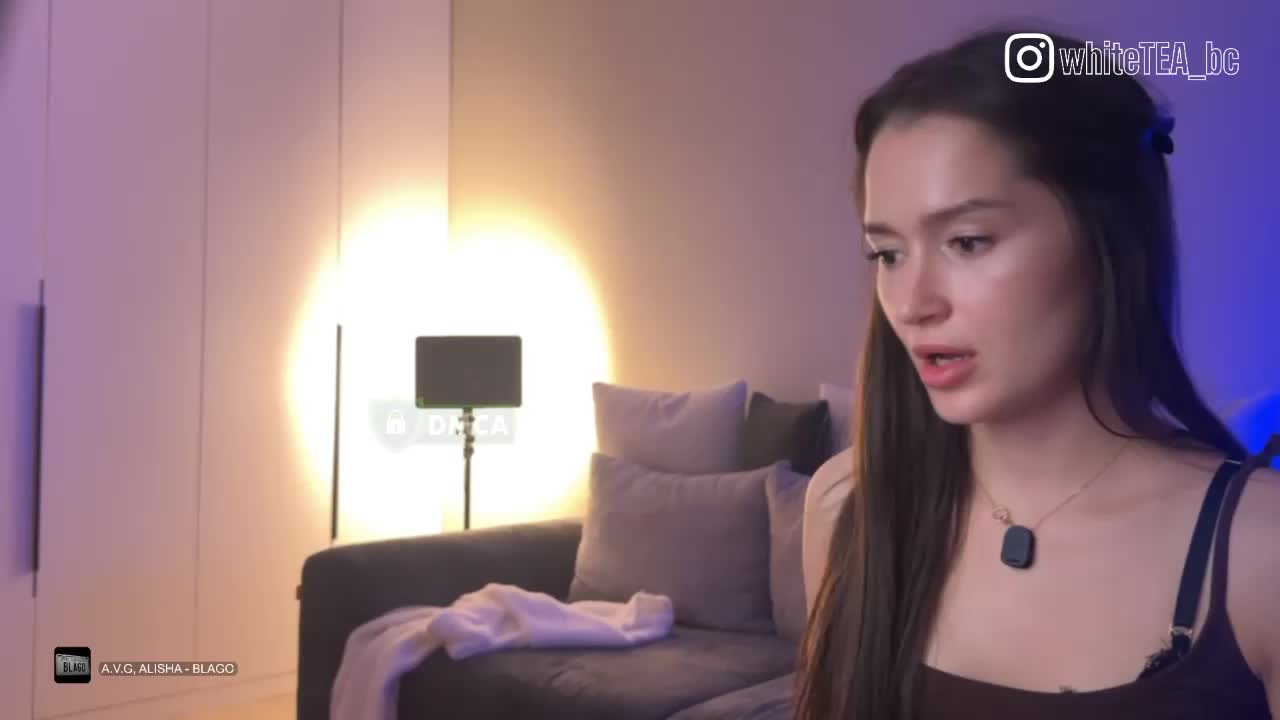whiteTEA Live Sex August 22, 2026