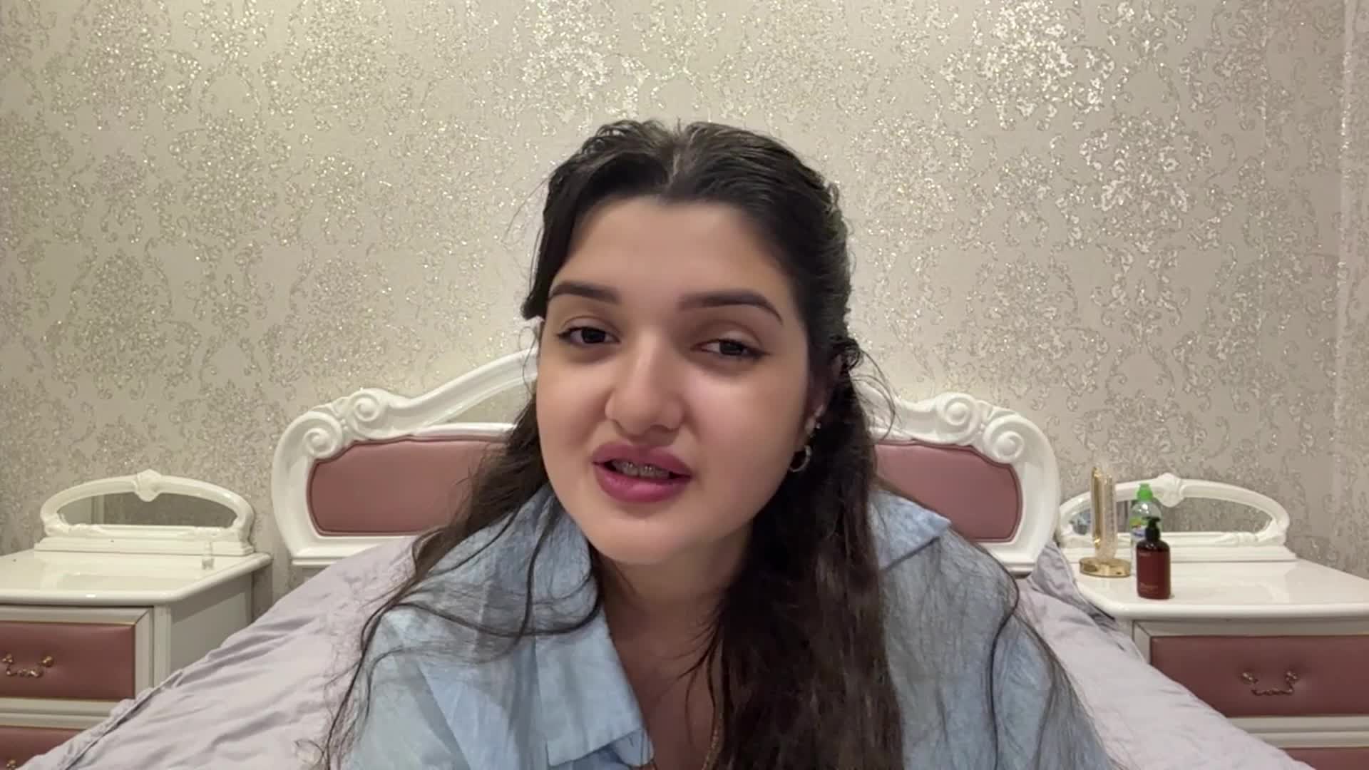 Izabel Live Sex August 22, 2026