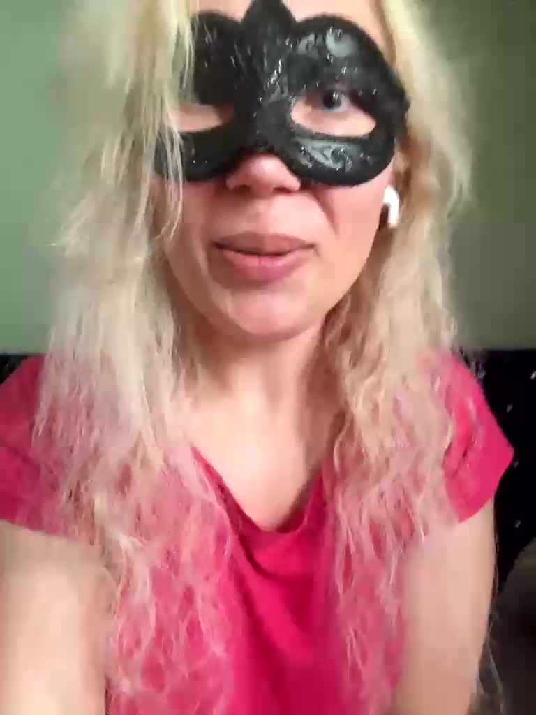 Roxi13 Live Sex August 23, 2026