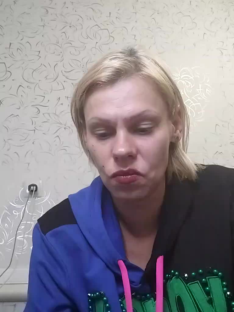 JulieSilver Live Sex August 23, 2026