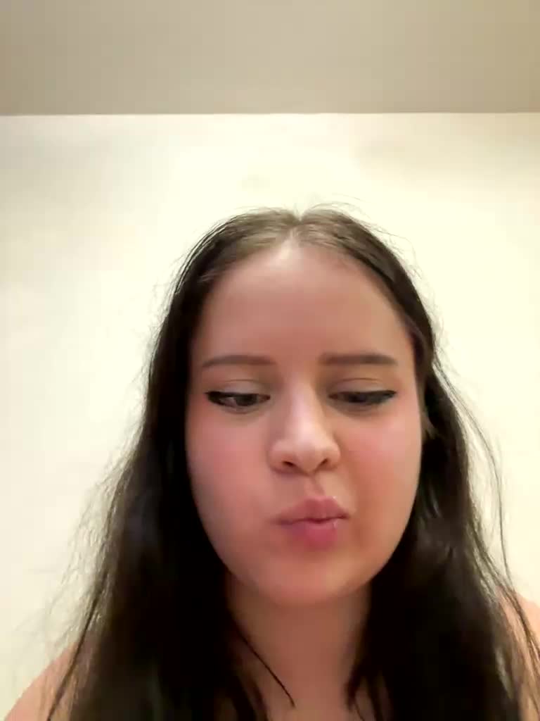 moon_diva Live Sex August 24, 2026