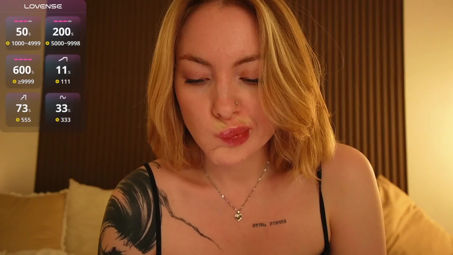 peach_in_stockings Live Sex August 24, 2026