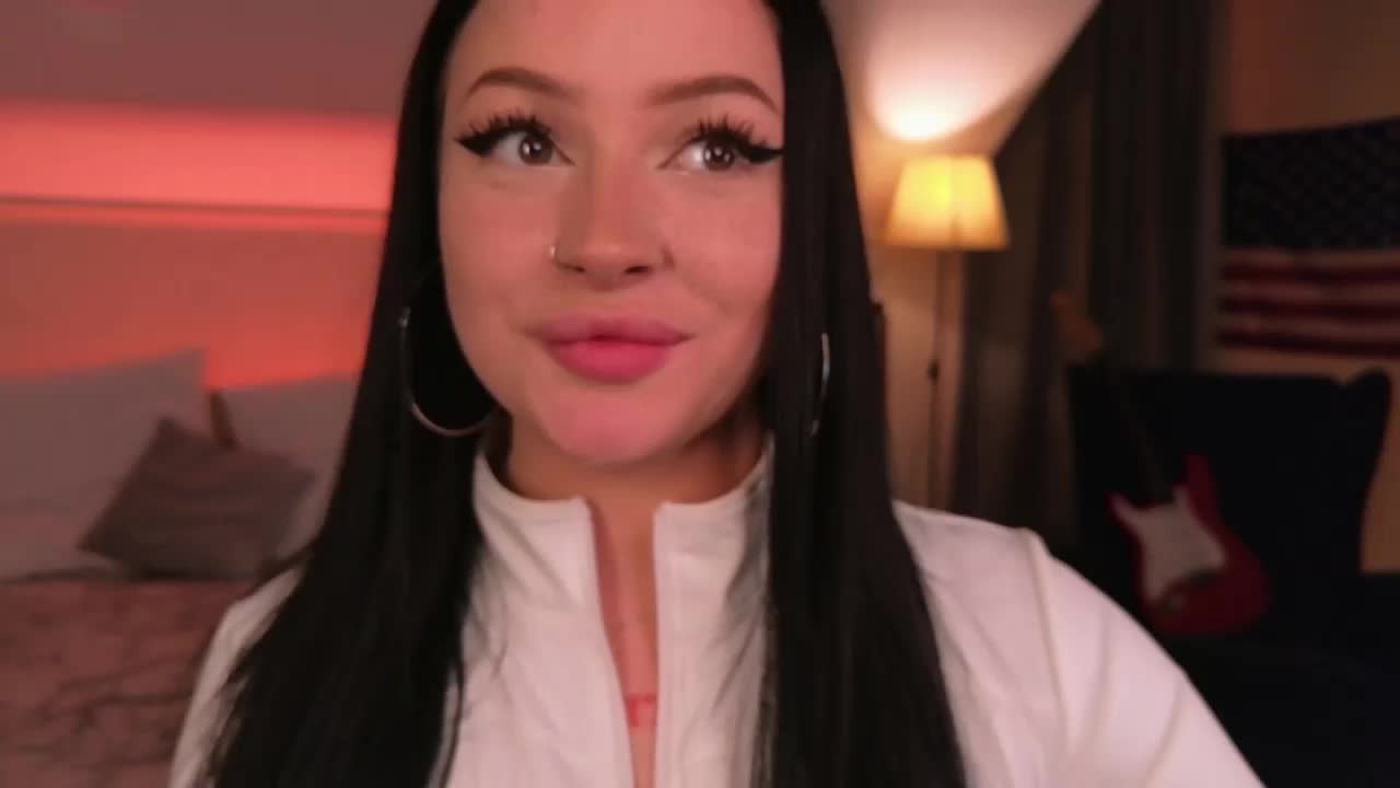 LisaaLiss Live Sex August 24, 2026