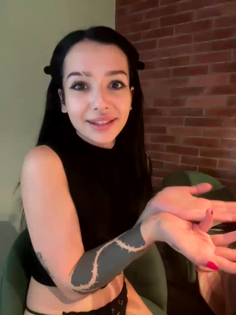 camillaa Live Sex August 24, 2026