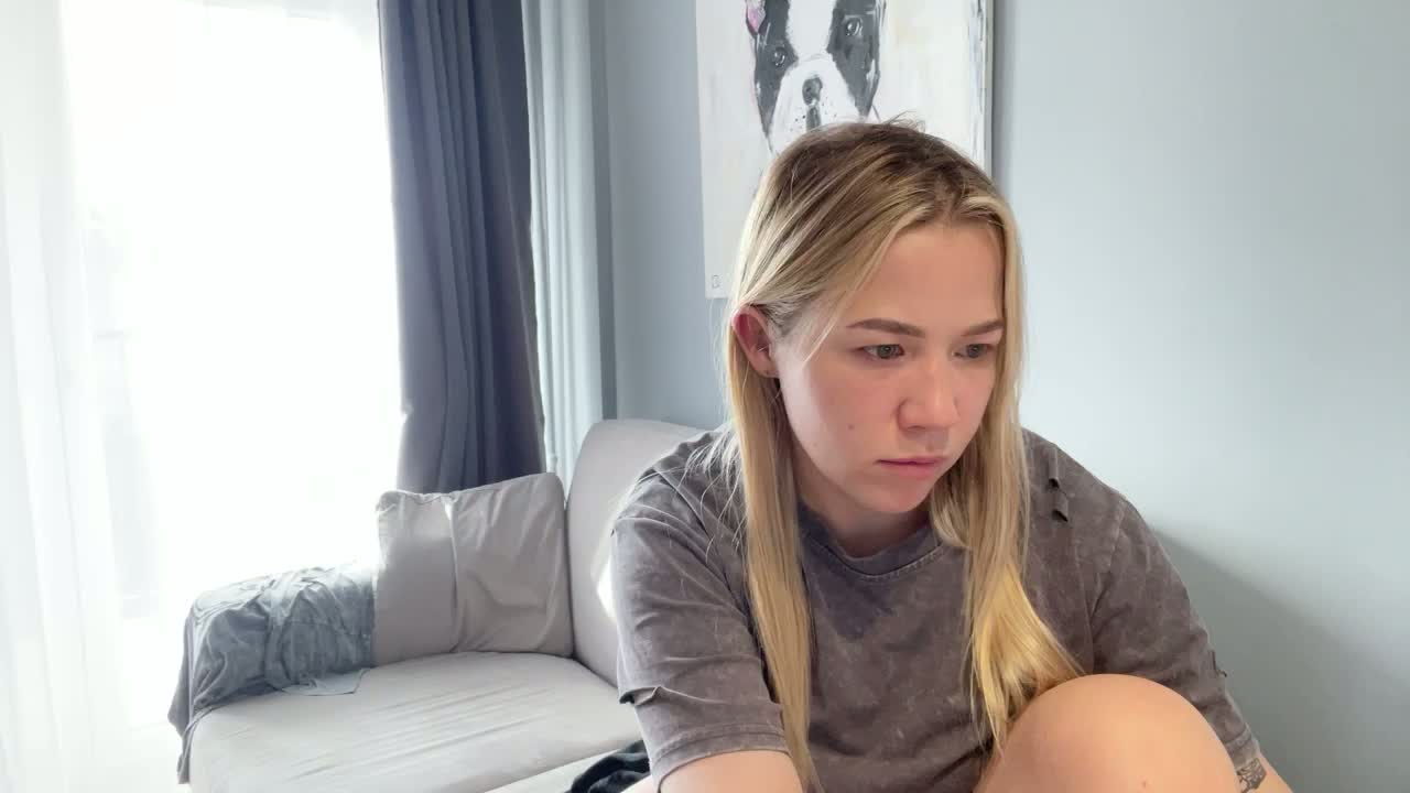 AlyraSun Live Sex August 24, 2026