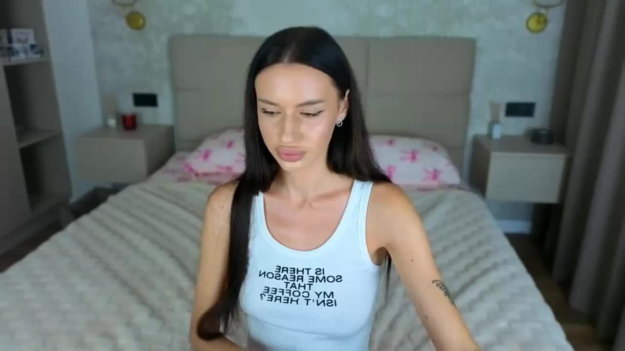 SnowWhiteee Live Sex August 24, 2026