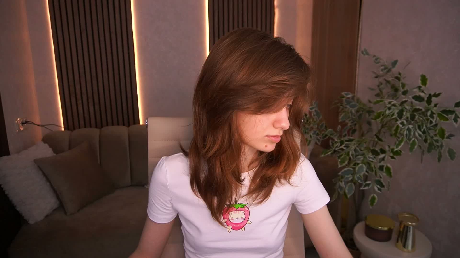 CuteeFoxy Live Sex August 24, 2026