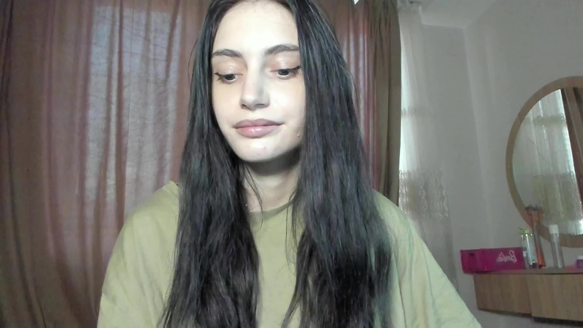 lesyalis Live Sex August 25, 2026