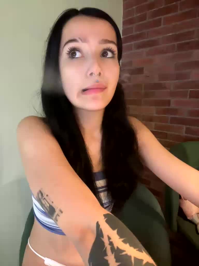 camillaa Live Sex August 25, 2026
