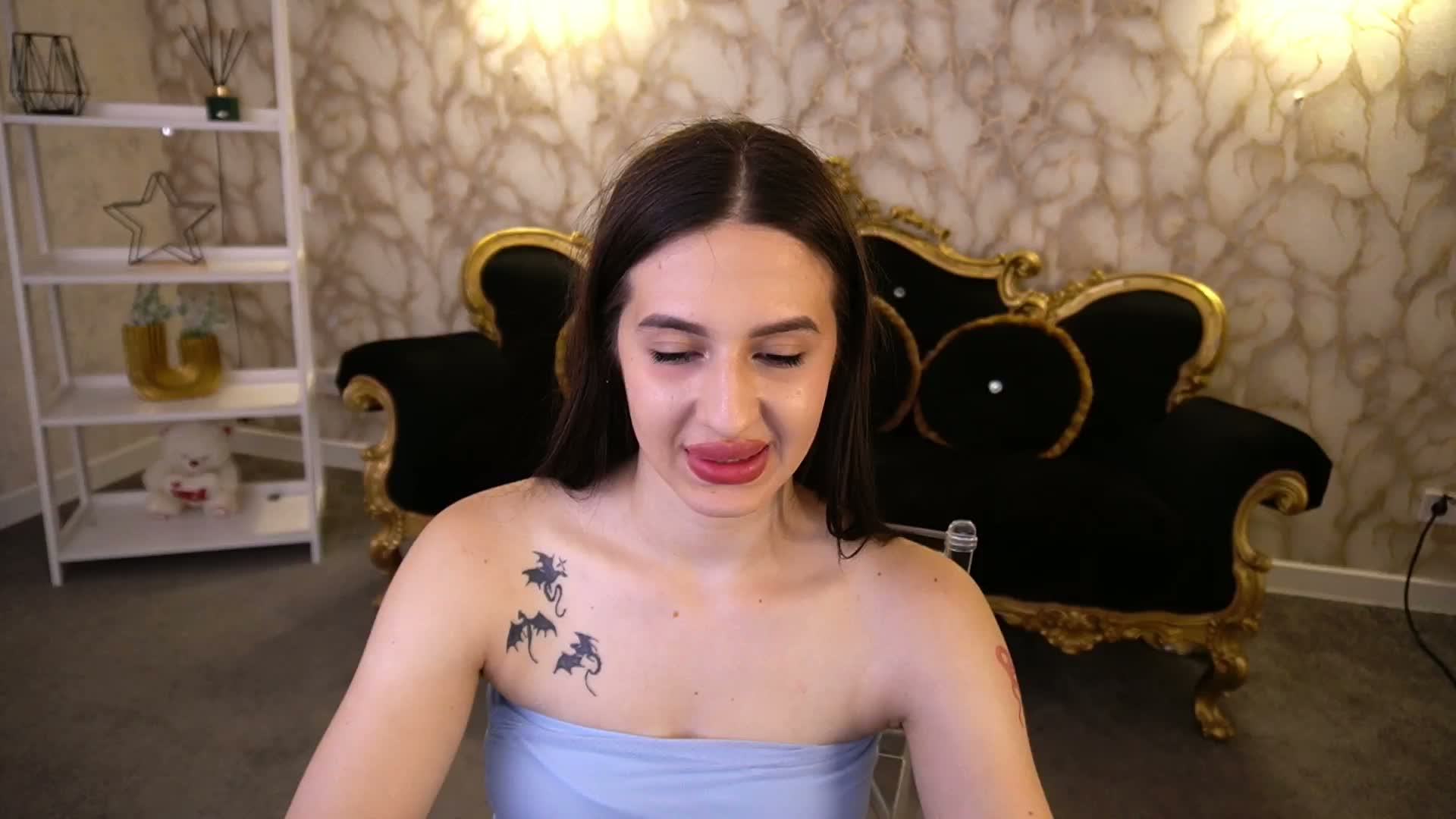 AlesiaDessmond Live Sex August 25, 2026