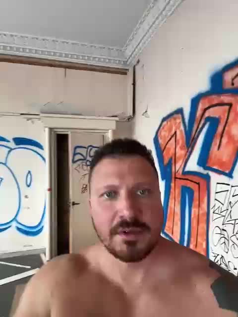 SnakeTina Live Sex August 25, 2026