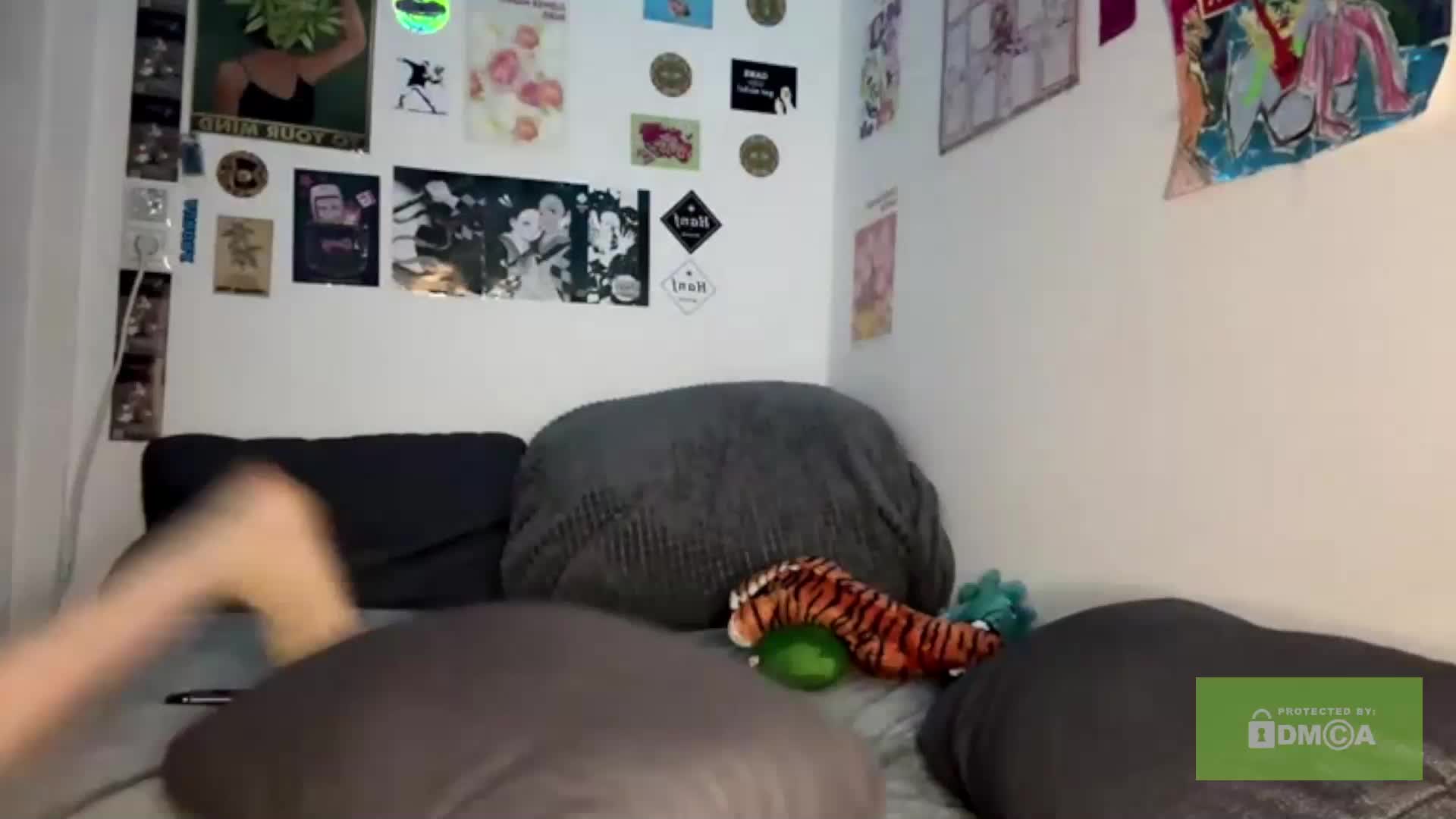 karolinawild Live Sex August 25, 2026