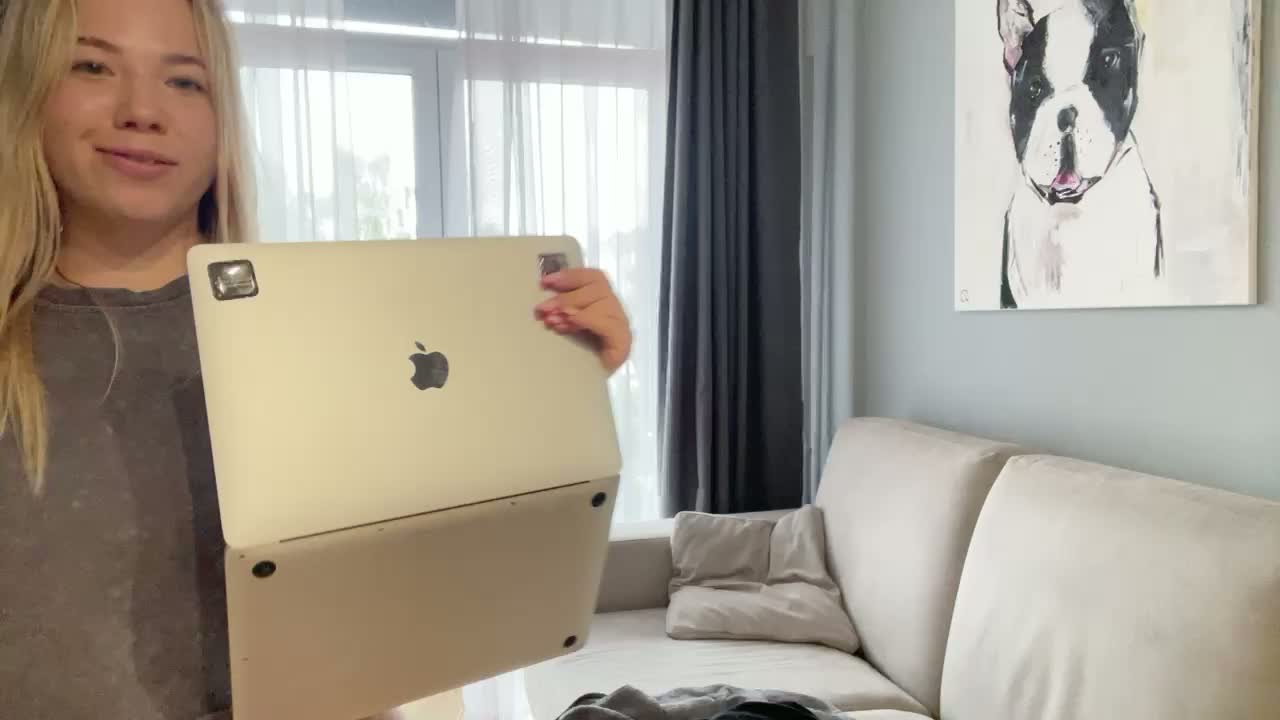 AlyraSun Live Sex August 25, 2026