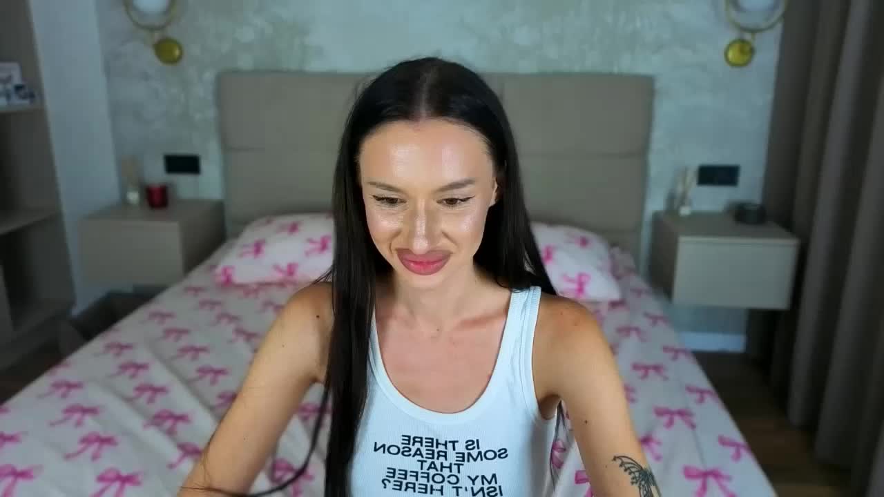 SnowWhiteee Live Sex August 25, 2026