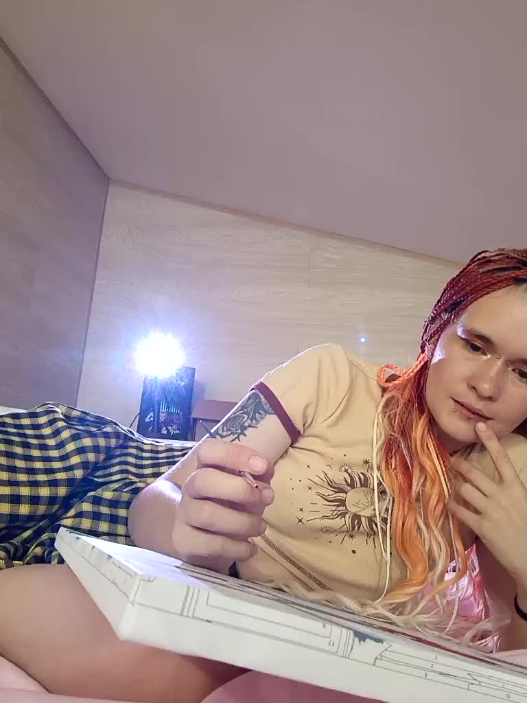 Moon_Fox Live Sex August 25, 2026