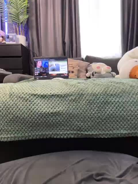 cool-party Live Sex August 25, 2026