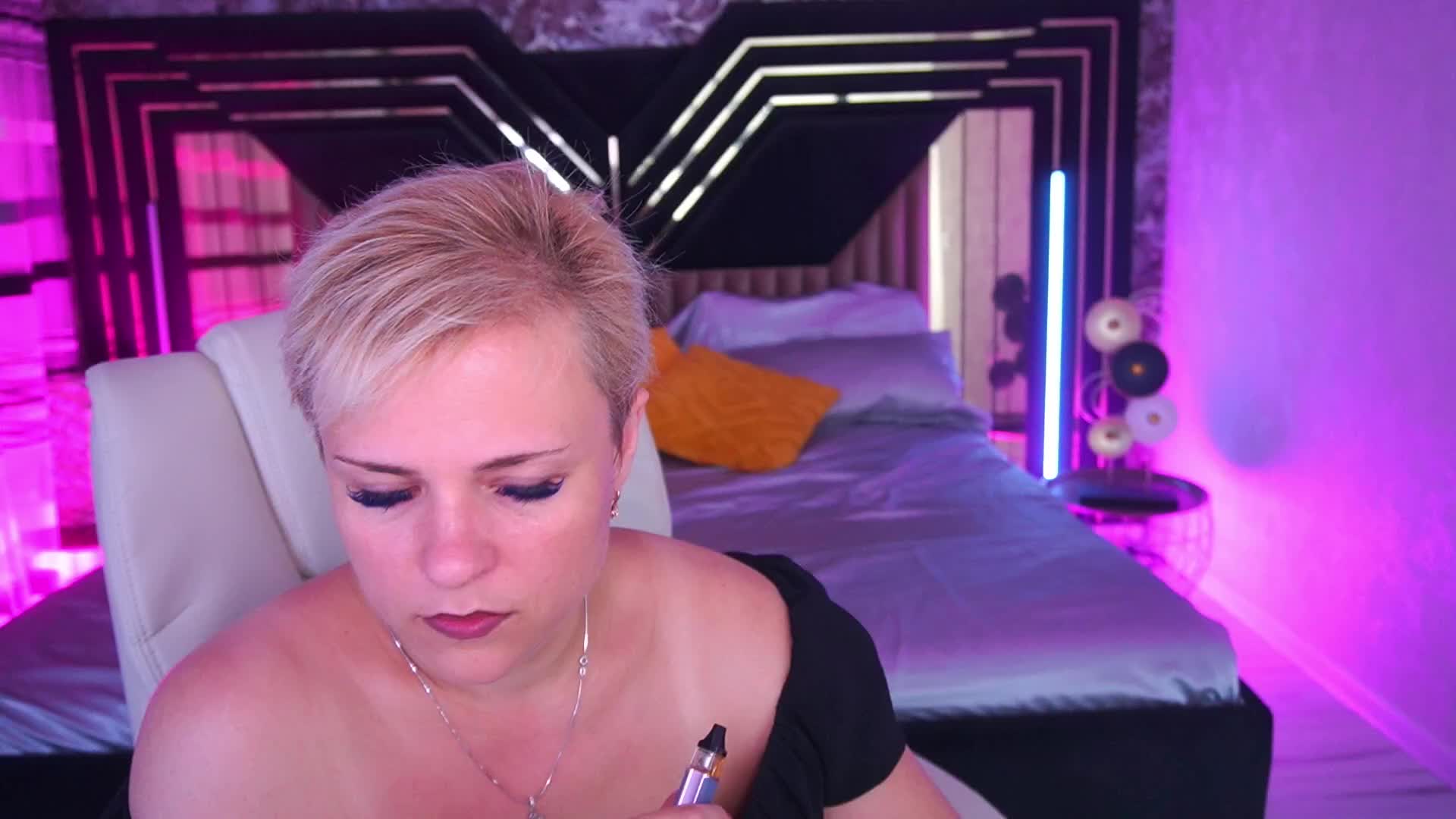 CrystalVibe Live Sex August 26, 2026