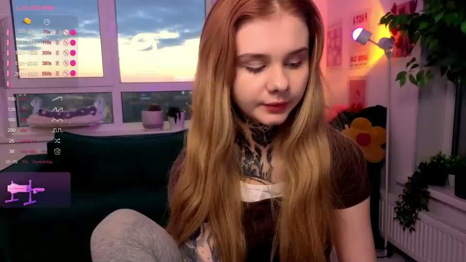 britney_lynch Live Sex August 28, 2026